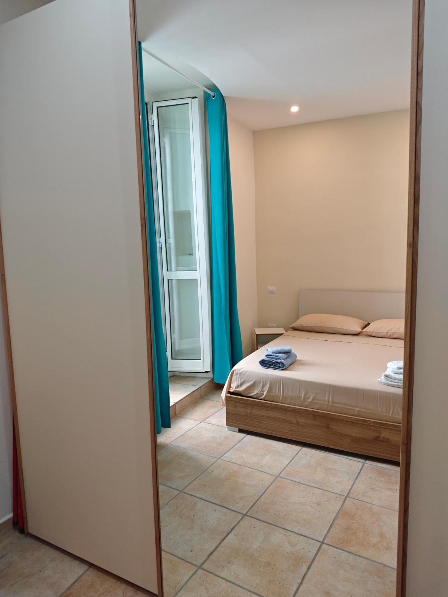 Dolce Terra Mia Apartment Trani Exterior photo